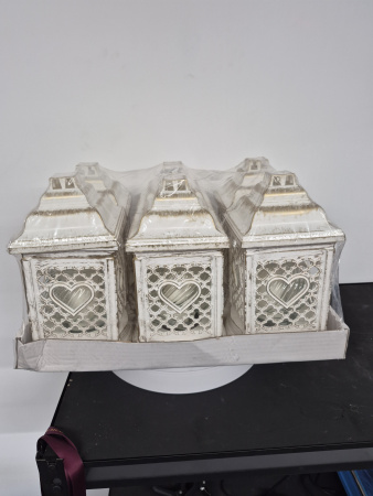 Лампада пластиковая Домик Сердце KAT (размер 25*15 см, корпус домик, пластик белый, Сердце, в упаковке 6 шт.) арт:2546