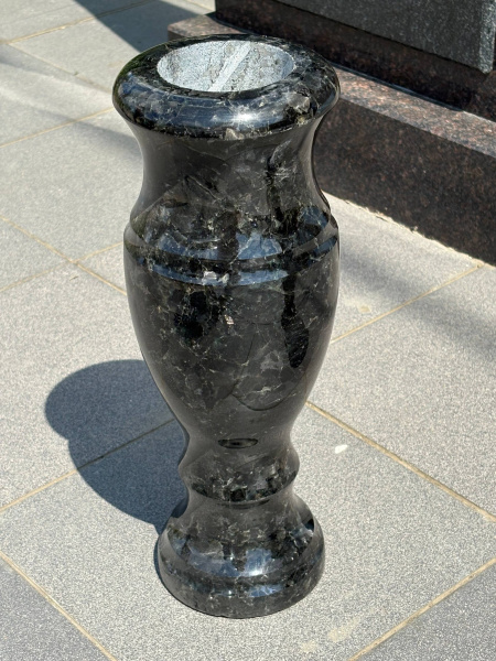 Ваза Классика (40*15, гранит Лабродарит) арт:864