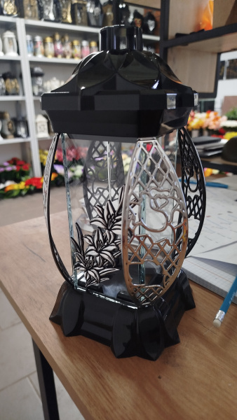 Лампада стеклянная Лилия серебро KWIAT (размер 26х12х12, корпус прямоугольный, колба плоское прозрачное стекло, пластик черный, Лилия серебро, в упаковке 6 шт.) арт:2532