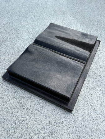 Книга (40*30, гранит Габбро) арт:923