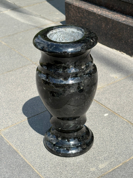 Ваза Классика (30*15, гранит Лабродарит) арт:861
