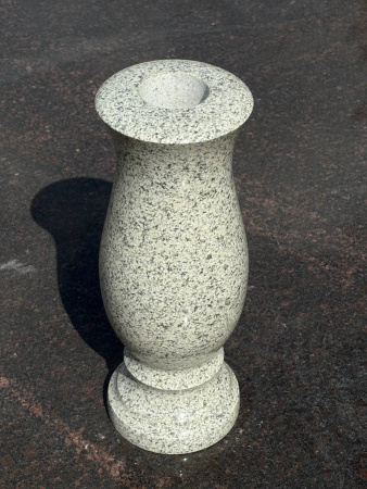 Ваза Тюльпан (40см, гранит Мансуровский) арт:1627