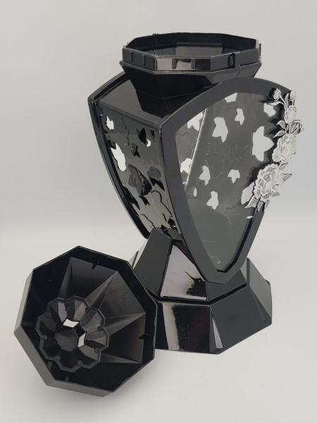 Лампада стеклянная Щит серебряный вьюн Bis (размер 38,5*20*20 см, корпус трапецевидный, колба плоское прозрачное стекло, пластик черный, цветы вьюн серебро, в упаковке 6 шт.) арт:2554