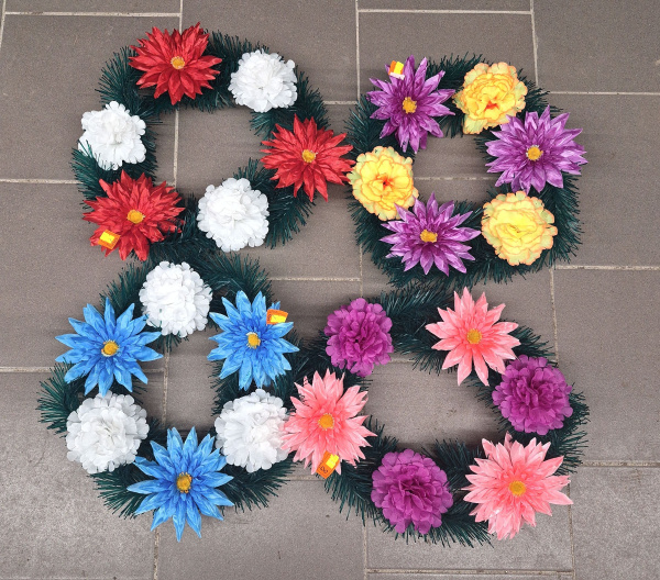 Венки одиночные д 38 см в ассортименте арт:2390